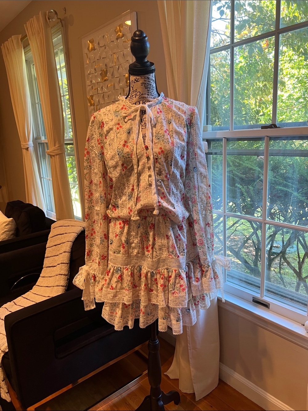 Stellah set skirt and blouse Floral Lace Trim